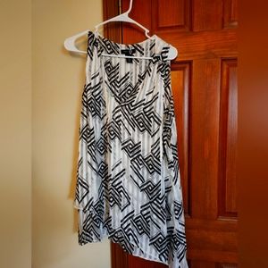 White House Black Market sleeveless top, size XL